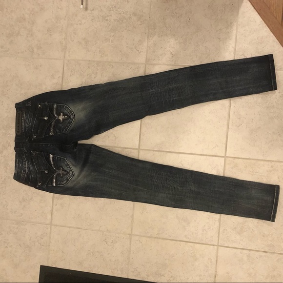 2 jeans - 1x KUT and 1 x Rock revival jeans - Picture 5 of 9